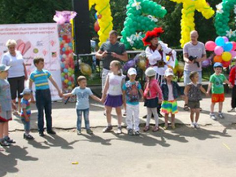 ПРАЗДНИЧНАЯ ПАСХАЛЬНАЯ ЯРМАРКА В ГИПЕРМАРКЕТЕ 